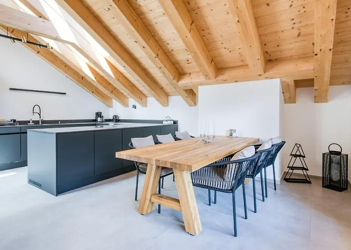 Montagnier B62, Indoor Pool And *