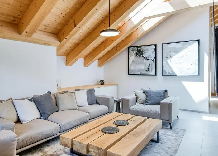 Montagnier B62, Indoor Pool And *