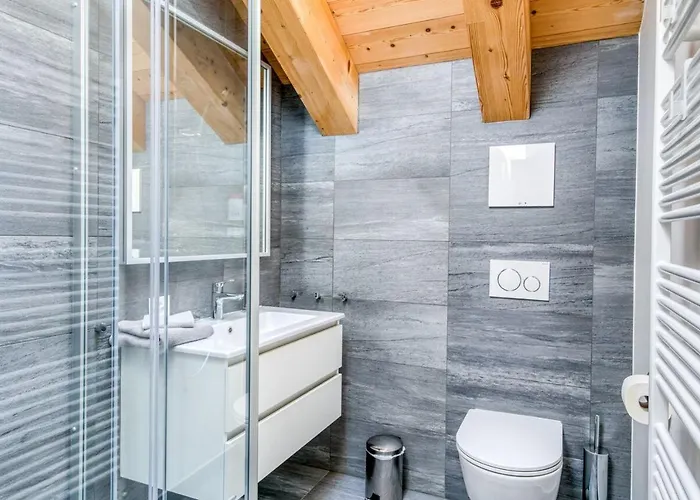 Hotel Montagnier B62, Indoor Pool And *