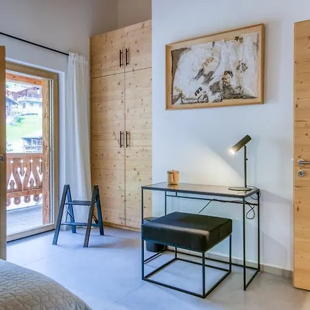 Montagnier B62, Indoor Pool And Hotel Champéry